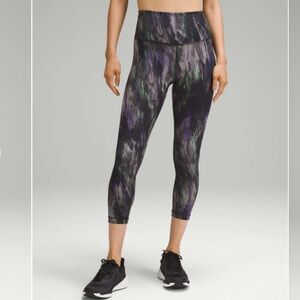 Lululemon 23” Wunder Train size 12